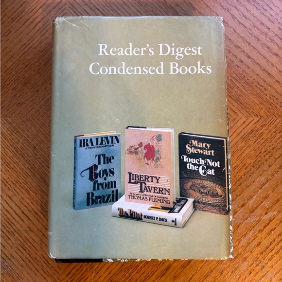 Vintage Readers Digest Green Patterned Hardcover Book - Picture 4 of 5